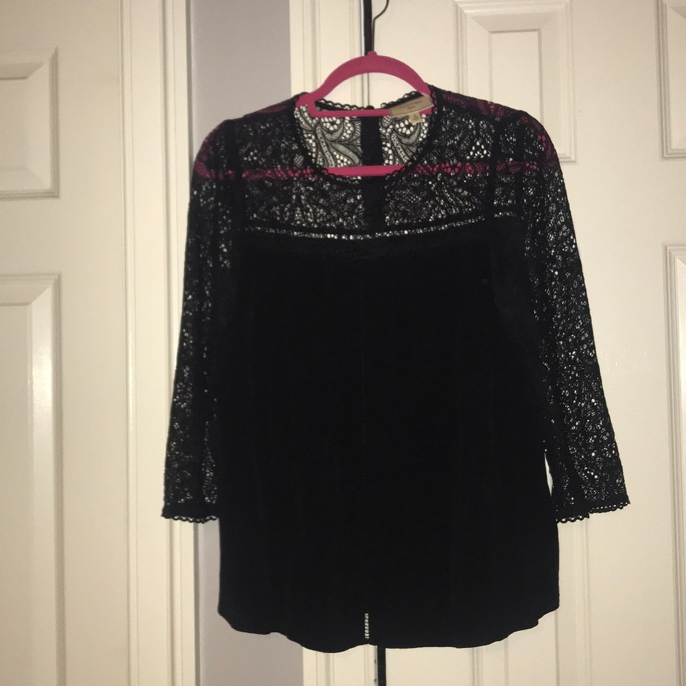 Moulinette Soeurs beautiful black lace quarter sleeve shirt.
